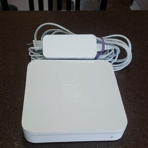 APPLE Wireless A1143 AirPort Express Wi-Fi Router Base Station Extreme. Tested.